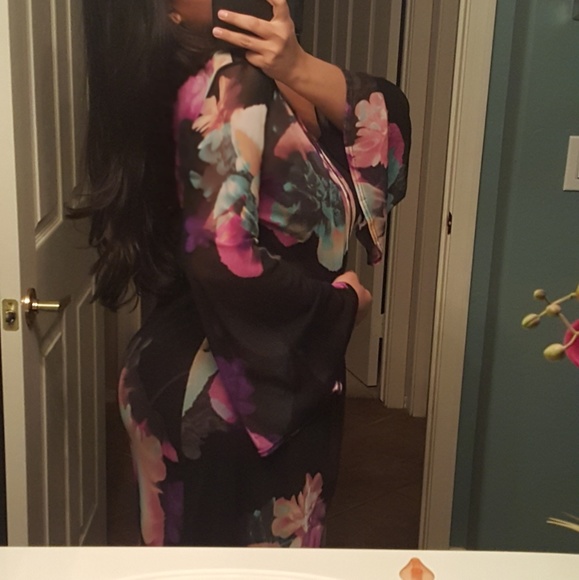 Flower me away - kimono 🏵️ - Picture 2 of 4